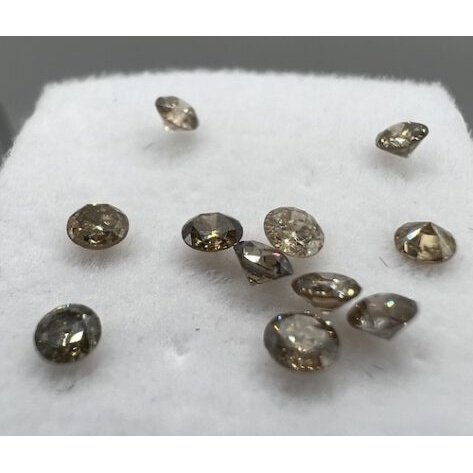 0.07 Carat Diamant I Brilliant Cut I braun