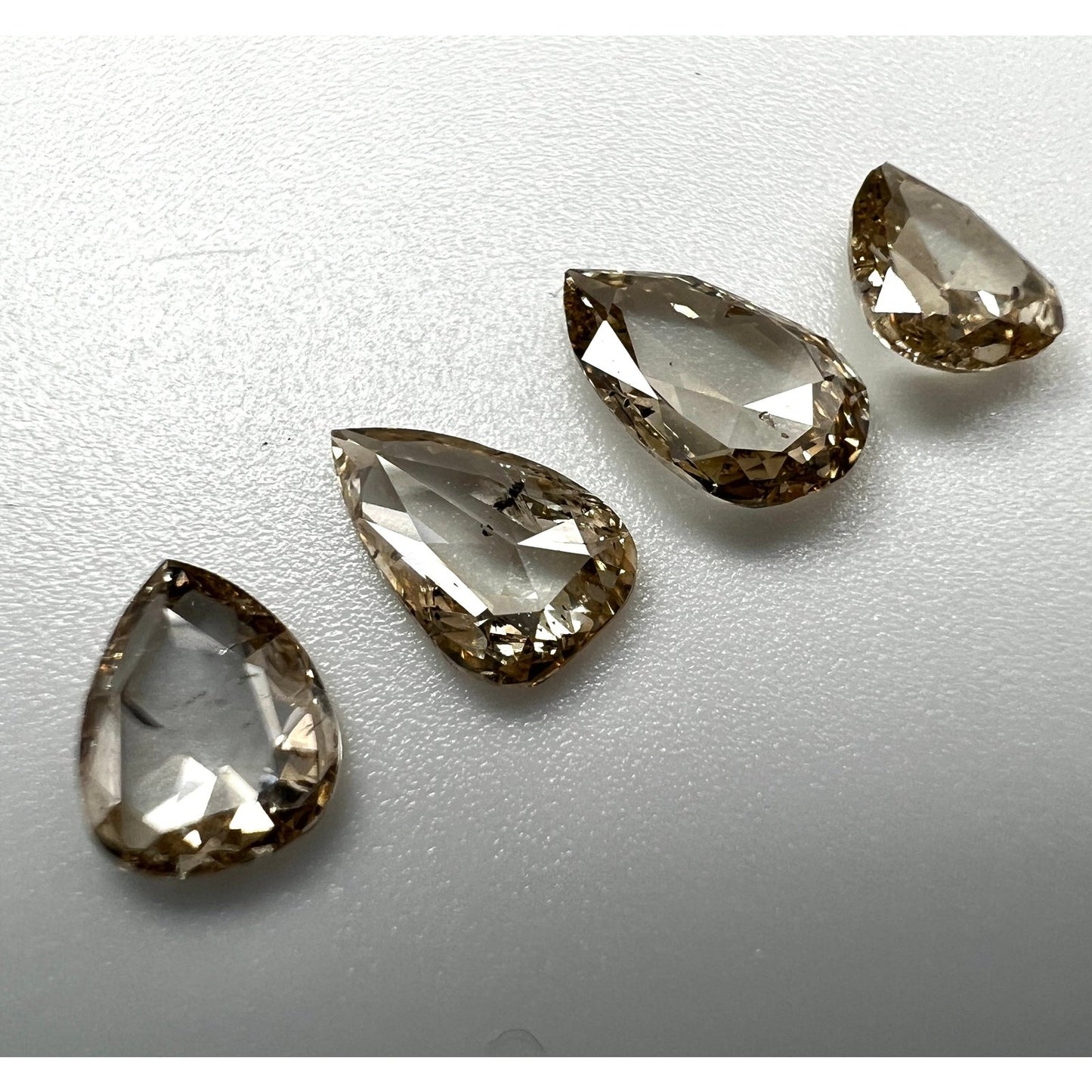 SET 4x Pear Diamant 1.03 Carat