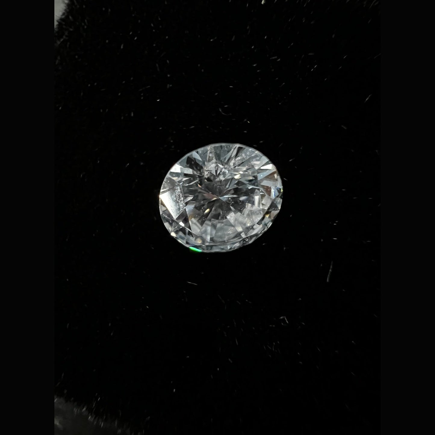 0.485 Karat Diamant Farbe H