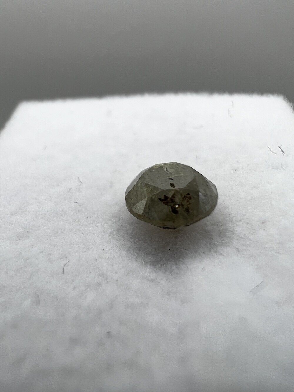 Loser Diamant Mit 0,785 Carat Schöner Fancy Schwarz -Brauner Diamant