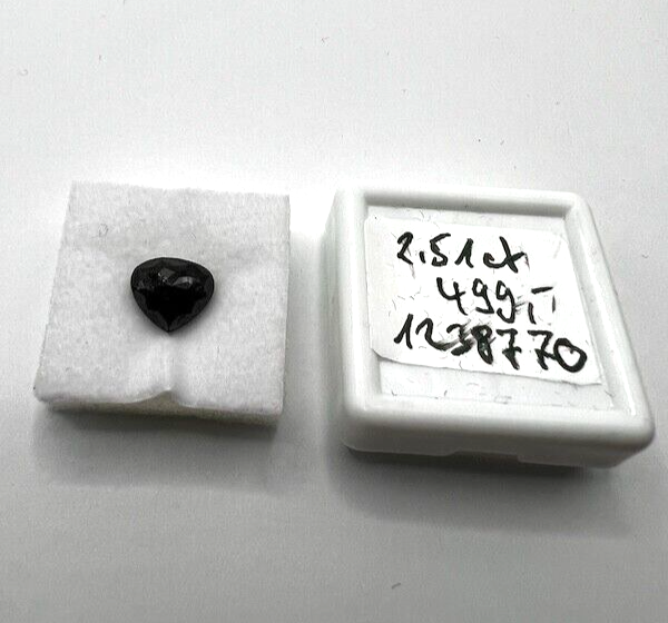 Loser Diamant Mit 2,51 Carat Schöner Schwarzer Fancy Farbener Diamant