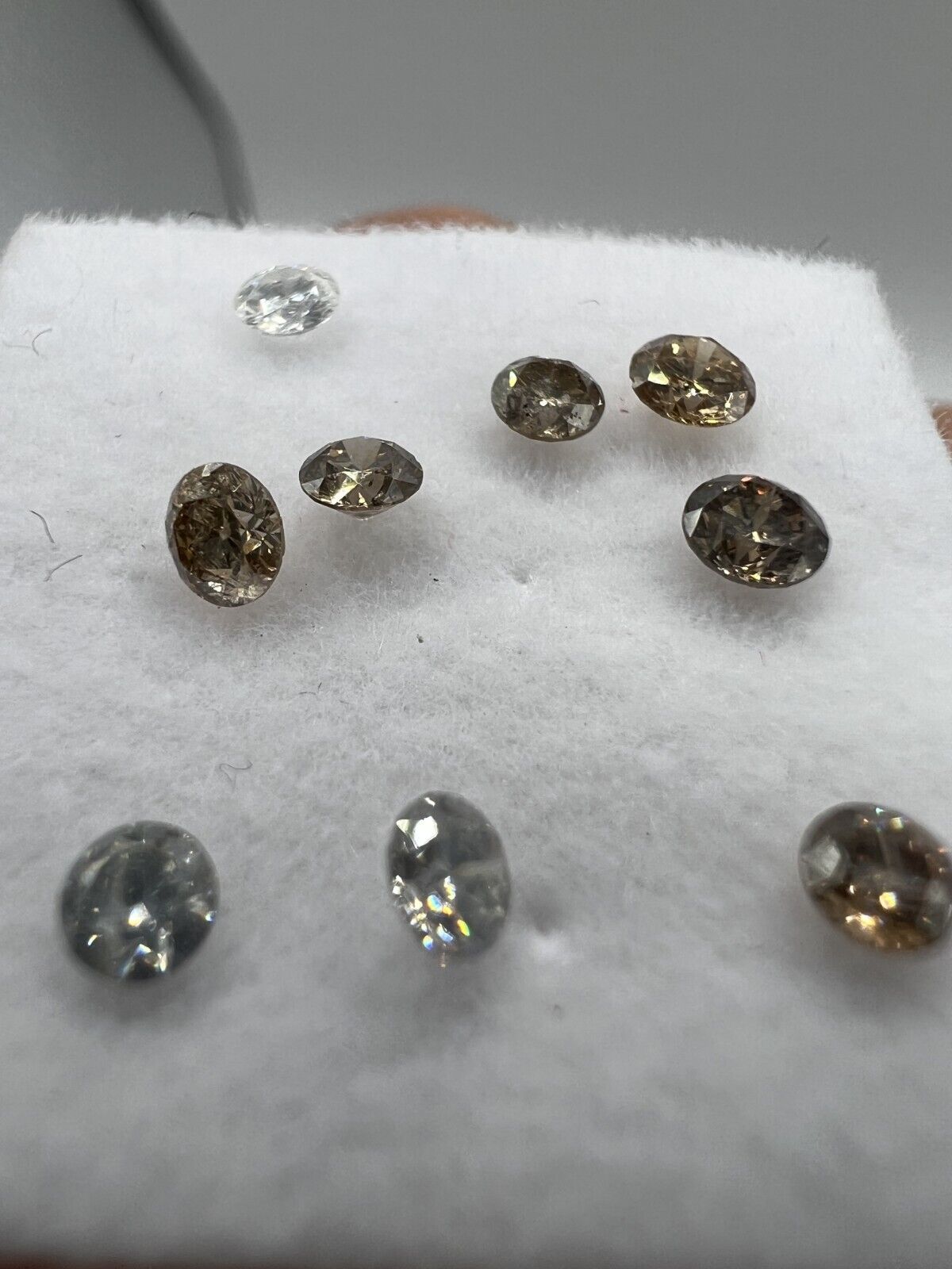 Loser Diamant Mit 0,09 Carat Schöner Fancy Champagne Farbener Diamant