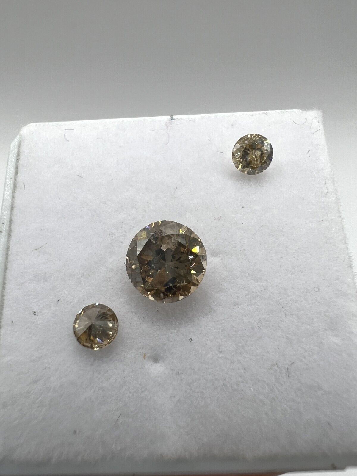 Lose Diamanten Mit 0,75 Carat Zusammen Fancy Champagne Farbenes Diamanten Set