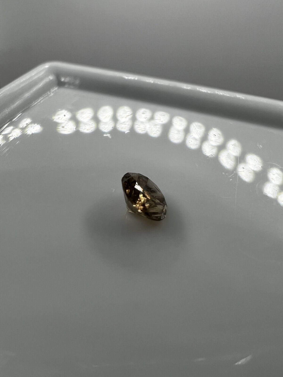 Loser Diamant Mit 0,555 Carat Schöner Fancy Champagne Farbener Diamant
