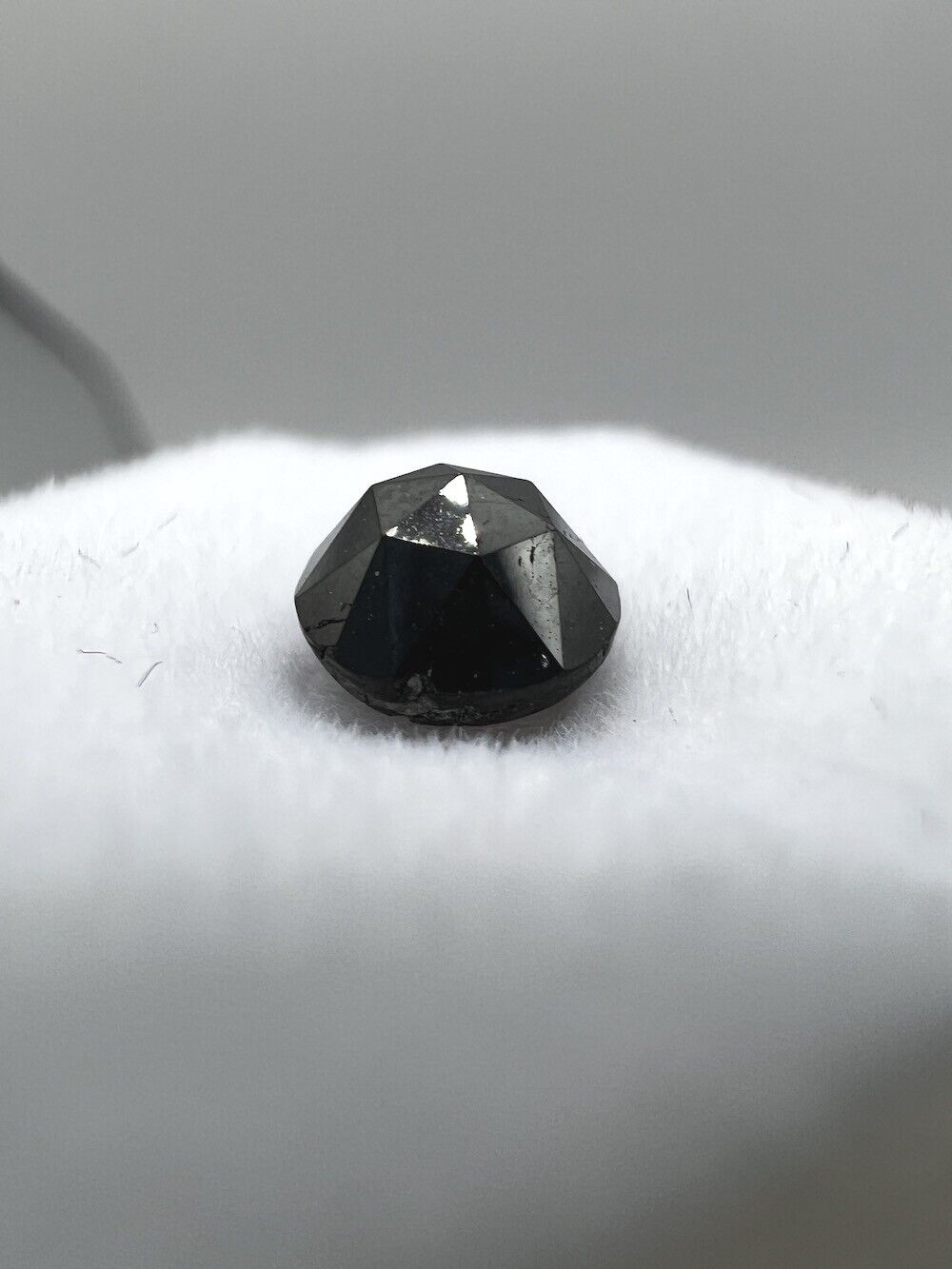 Loser Diamant Mit 1,185 Carat Schöner Fancy Schwarzer Diamant