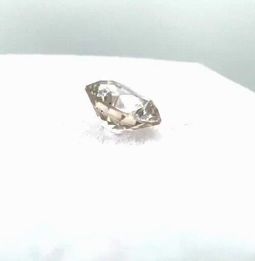 Loser Diamant Mit 0,34 Karat Schöner Fancy-Champagne Farbener Diamant