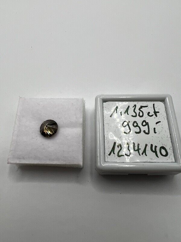 Loser Diamant Mit 1,135 Karat Schöner Champagne Farbener Diamant