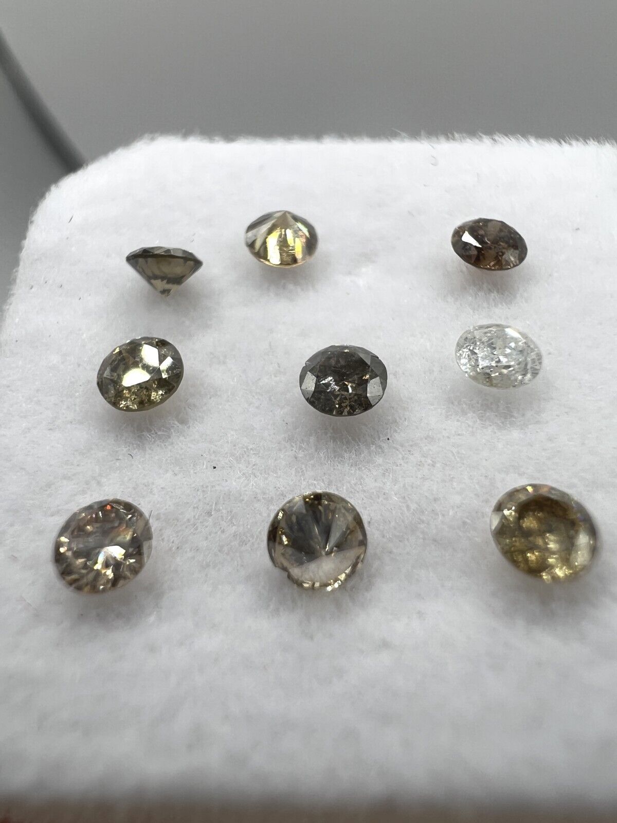 Loser Diamant Mit 0,085 Carat Schöne Fancy Champagne Farbenene Diamanten