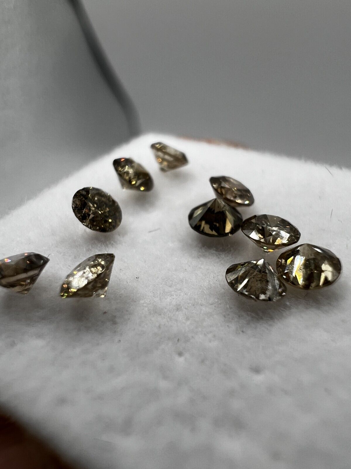 Lose Diamanten Mit 0,12 Carat Schöner Fancy Champagne Farbener Diamant
