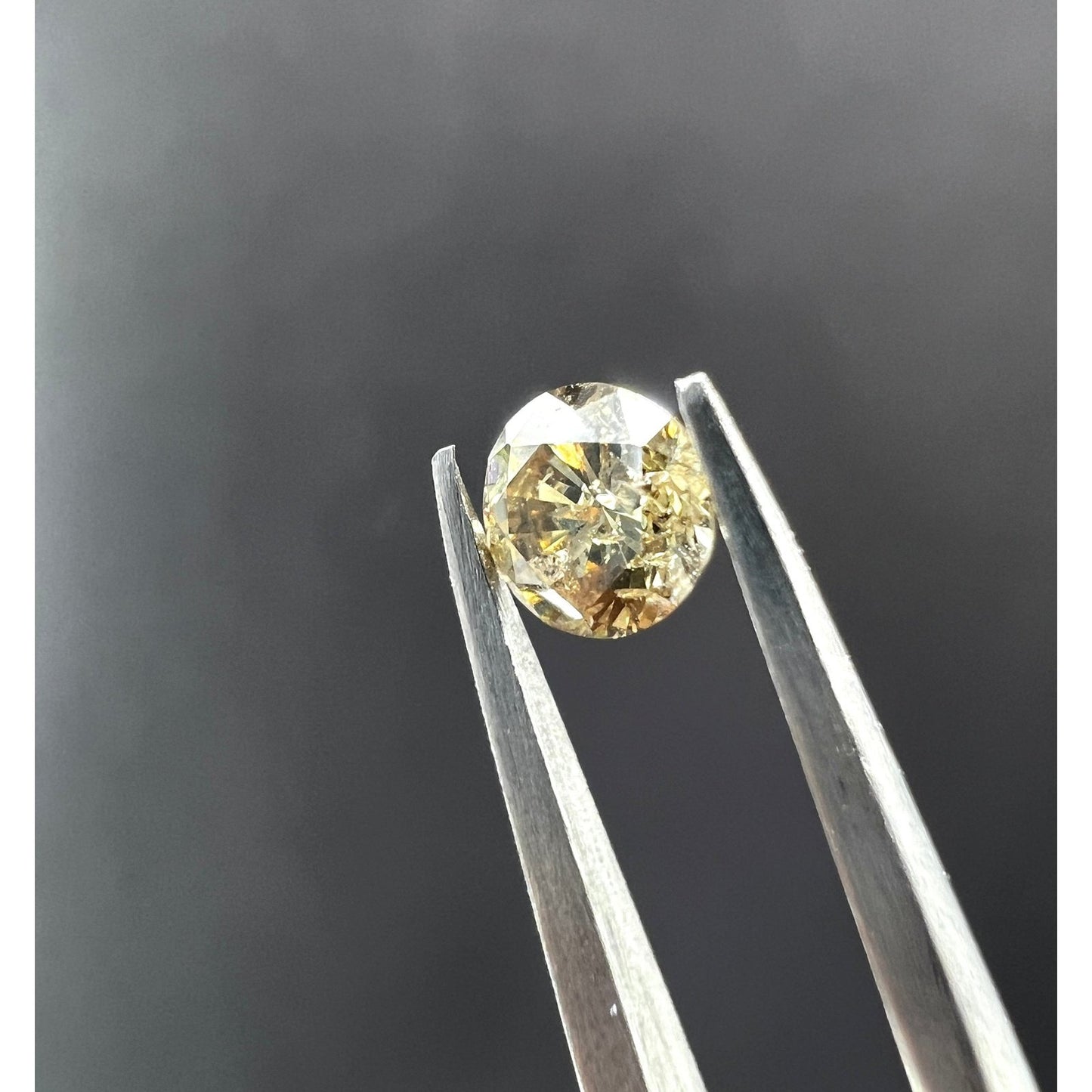 0.14 Carat Diamant braun