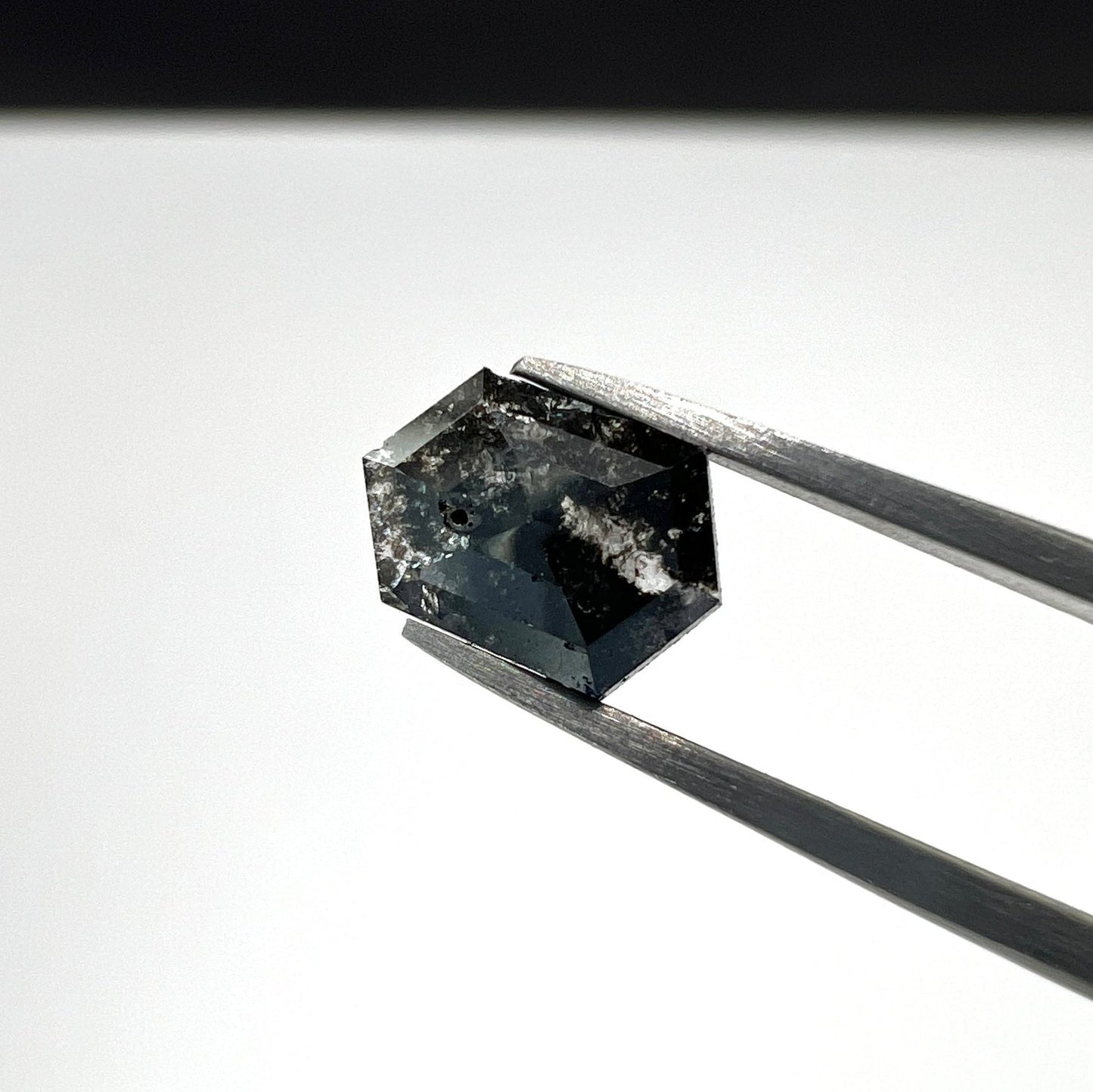 0.43 Carat Diamant schwarz im Fancy Cut