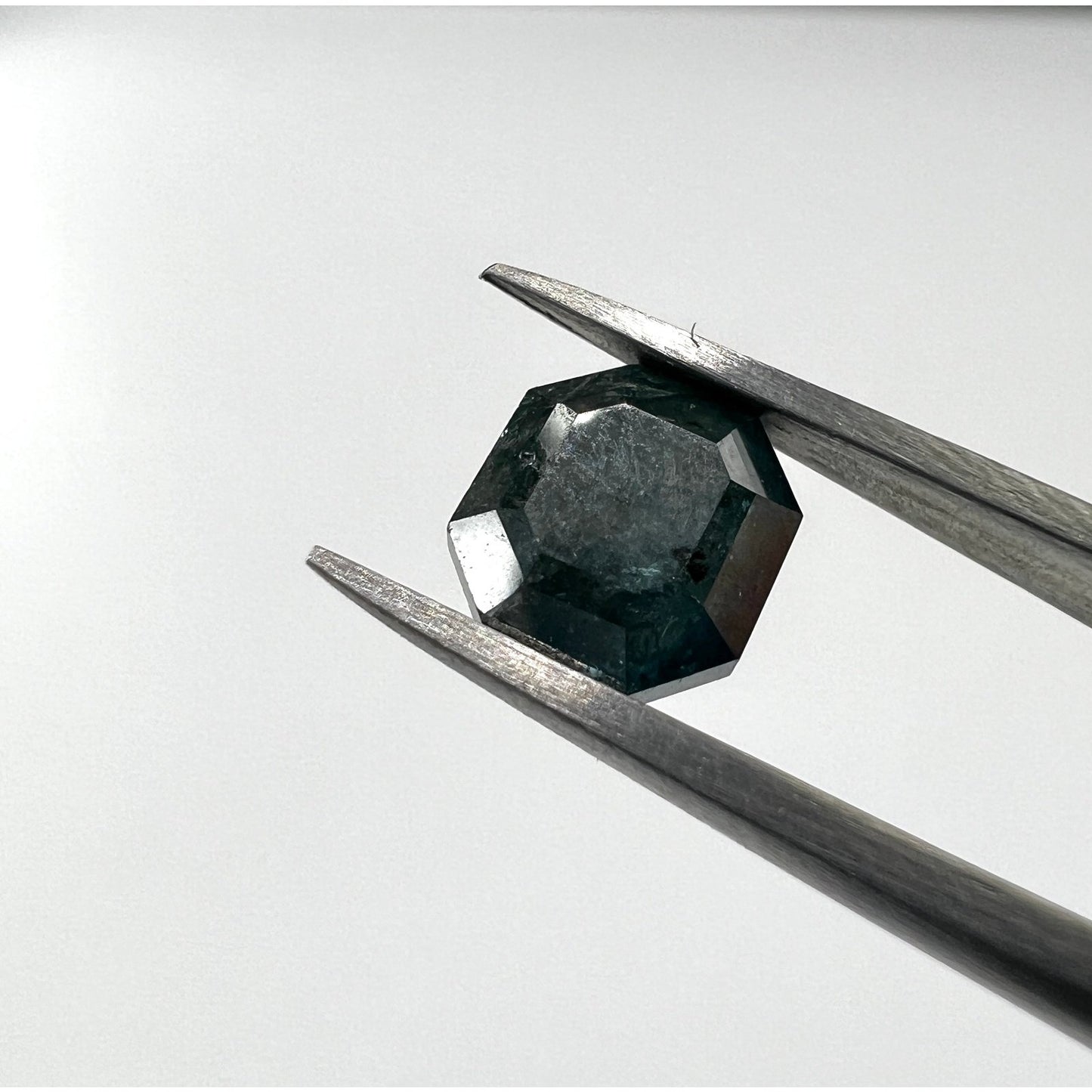 Grüner Diamant 1.0 Carat Fancy