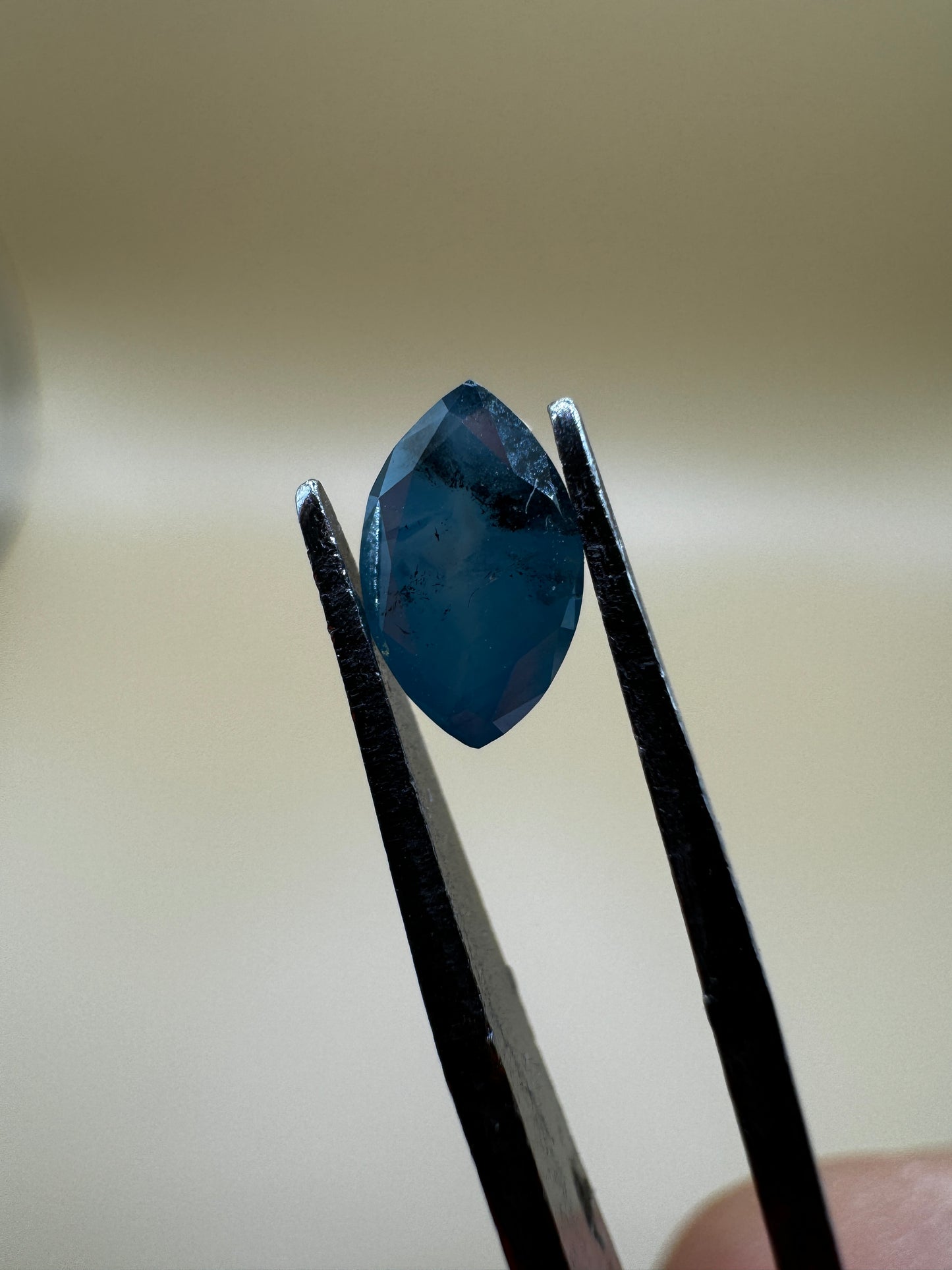 0.345 Carat Diamant Blau im Ovalcut