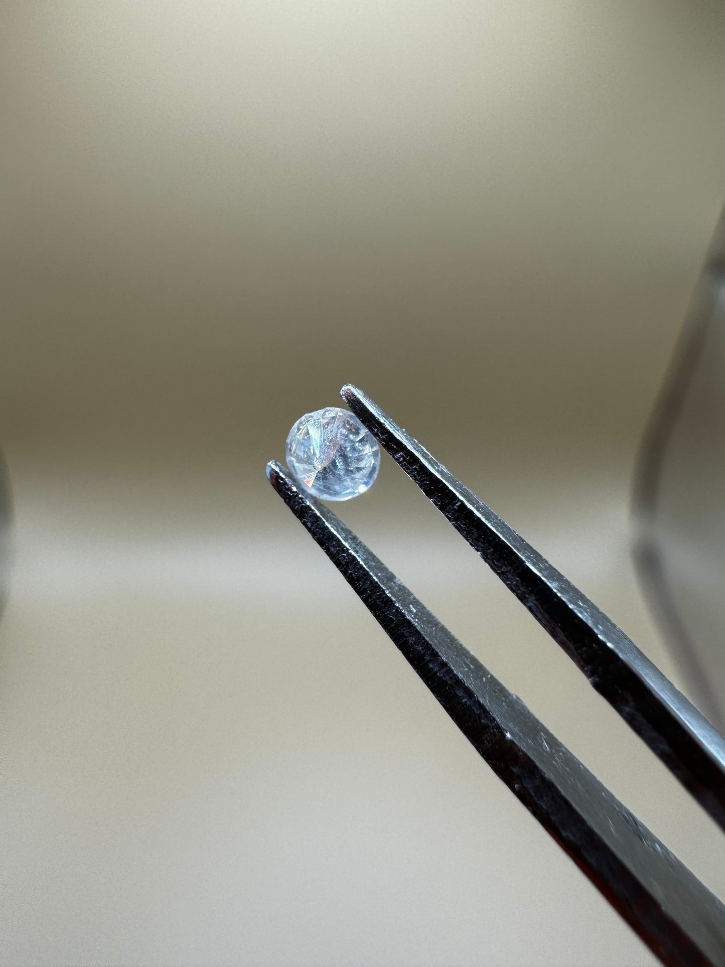 0.15 Carat Diamant Milk White