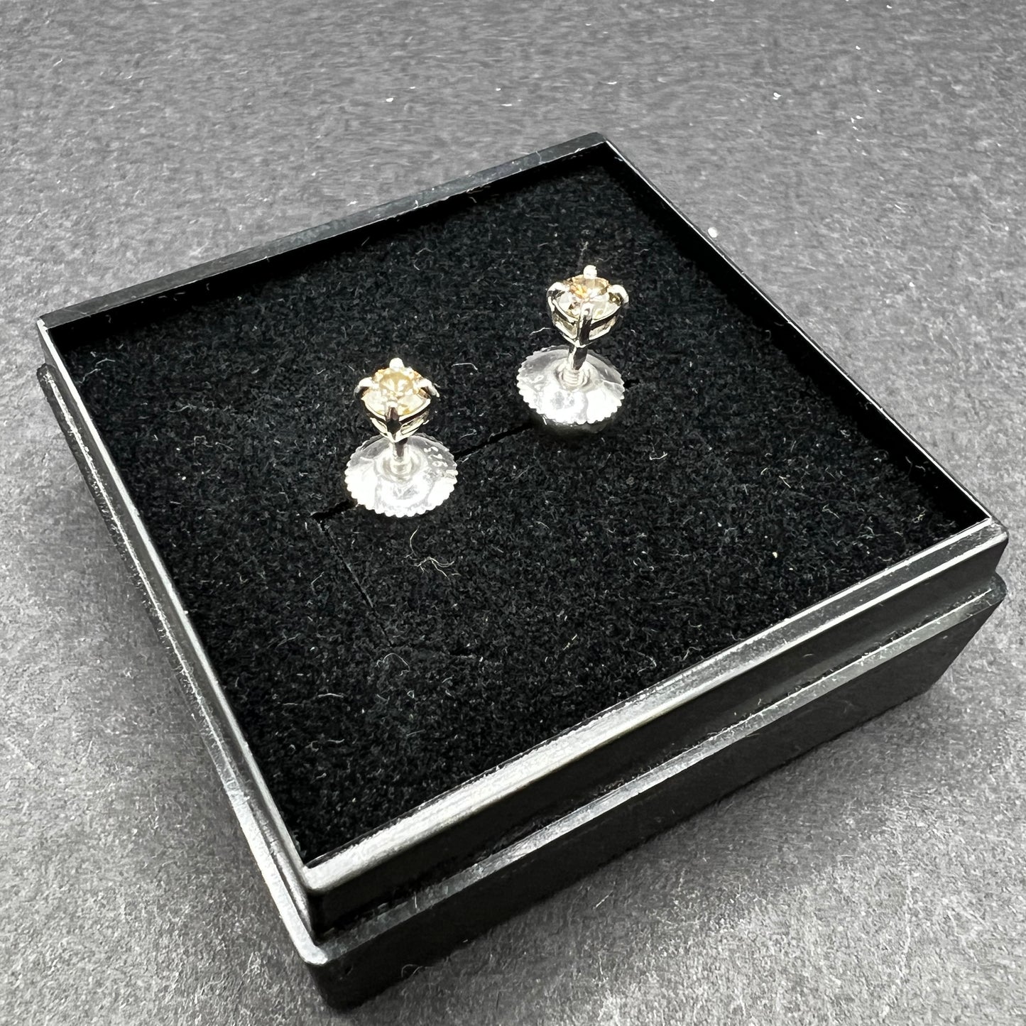 Diamant Ohrring „Hamburg“ mit 0.46 Carat