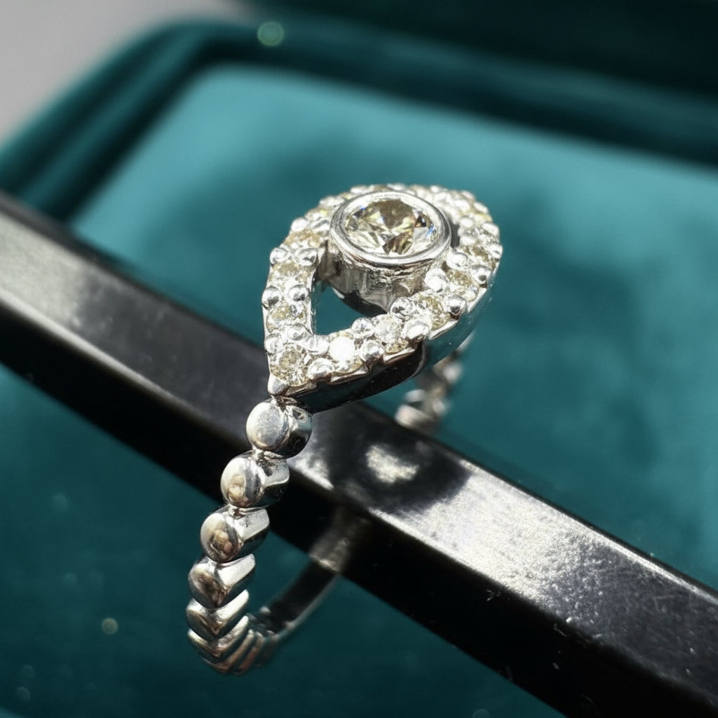 Diamantring „Eye” mit 0.34 Carat