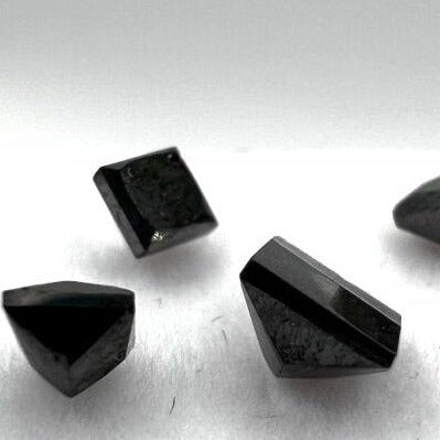 SET 4x schwarzer Diamant 2.02 Carat