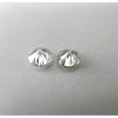 0.06 Carat Diamantenpaar