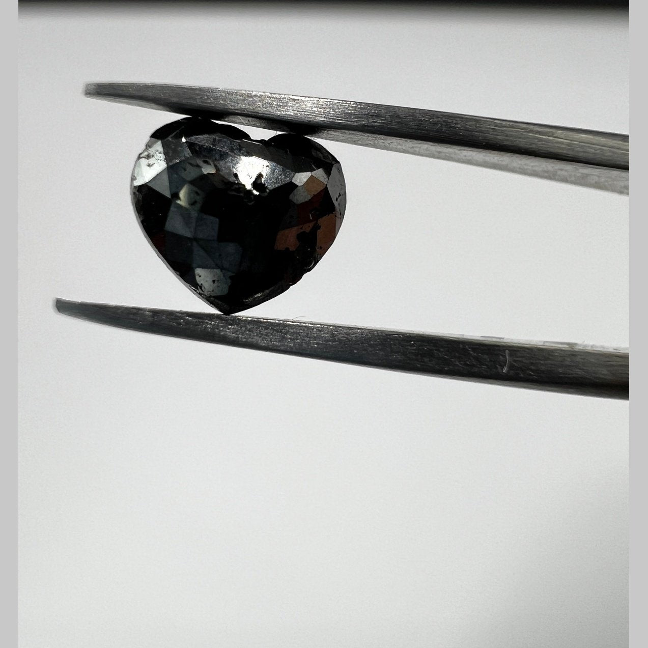 Schwarzer Herz Diamant 0.70 ct I Heart Cut