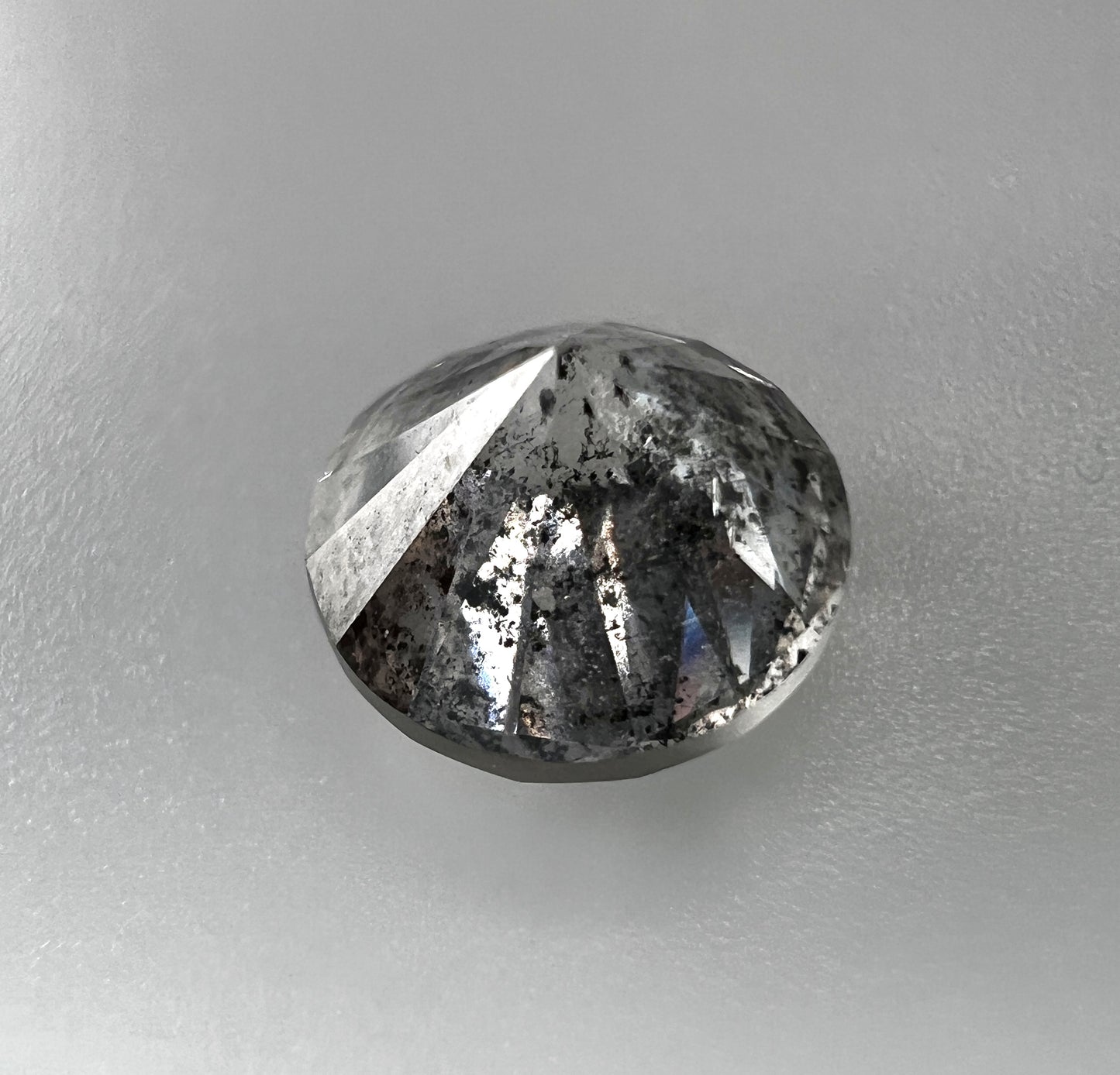 1.49 Carat Diamant Salt & Pepper