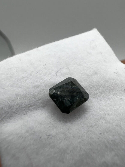 Loser Diamant Mit 0,88Carat Schöner Dunkel Fancy  Farbener  Diamant