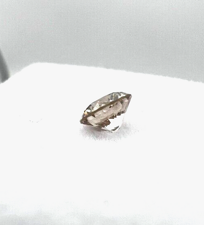 Loser Diamant Mit 0,34 Karat Schöner Fancy-Champagne Farbener  Diamant
