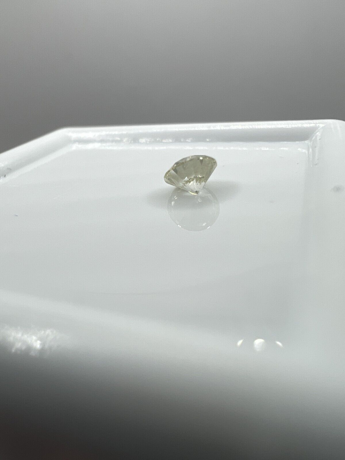 Lose Diamanten Schöner Champagne Farbener Diamant mit 0,135 Carat