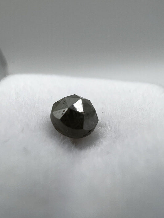 Loser Diamant Mit 0,675 Carat Schöner Fancy-Braun Schwarzer  Diamant