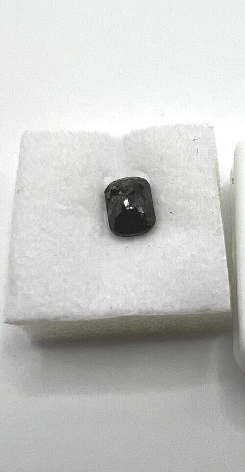 Loser Diamant Mit 01,37 Carat Schöner Schwarzer Diamant 