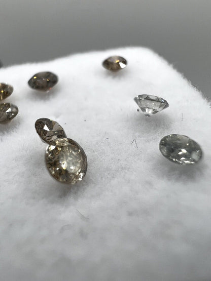 Loser Diamant Mit 0,09 Carat Schöner Fancy Champagne Farbener Diamant 