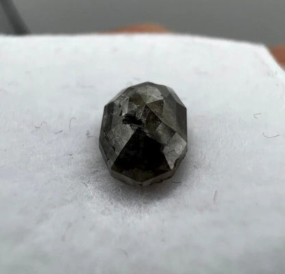 Loser Diamant Mit 0,905 Carat Schöner Fancy Schwarz -Brauner Diamant