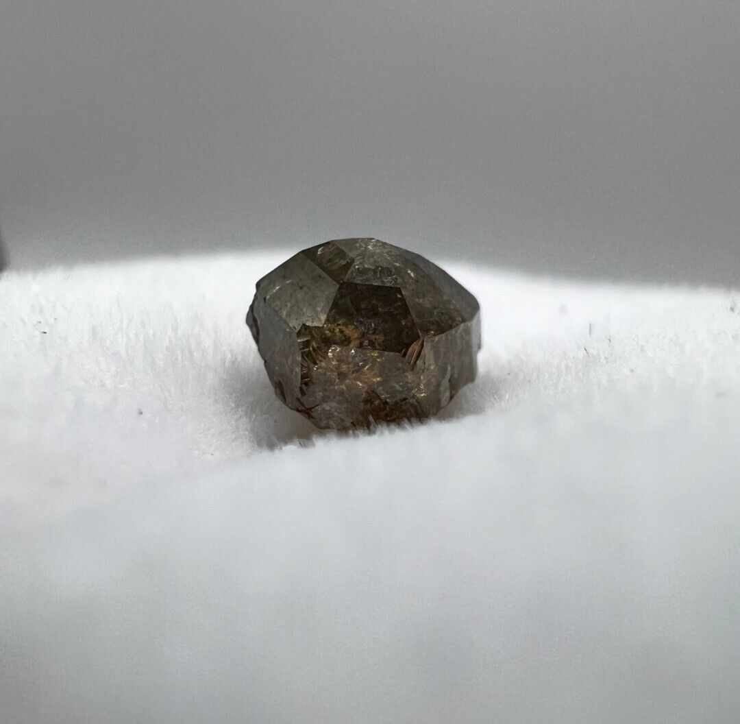 Loser Diamant Mit 0,93Carat Schöner Diamant Mit Champagne Farbentönen 