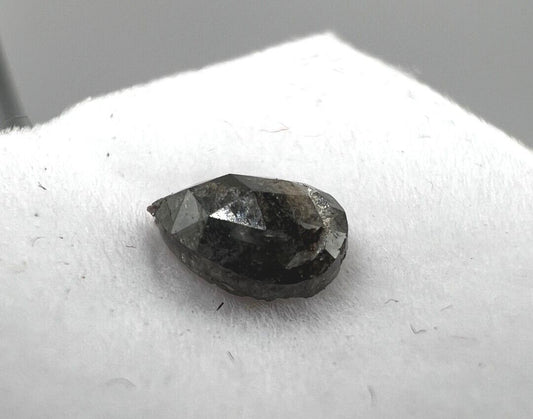 Loser Diamant Mit 0,615 Carat Schöner Schwarzer Diamant 