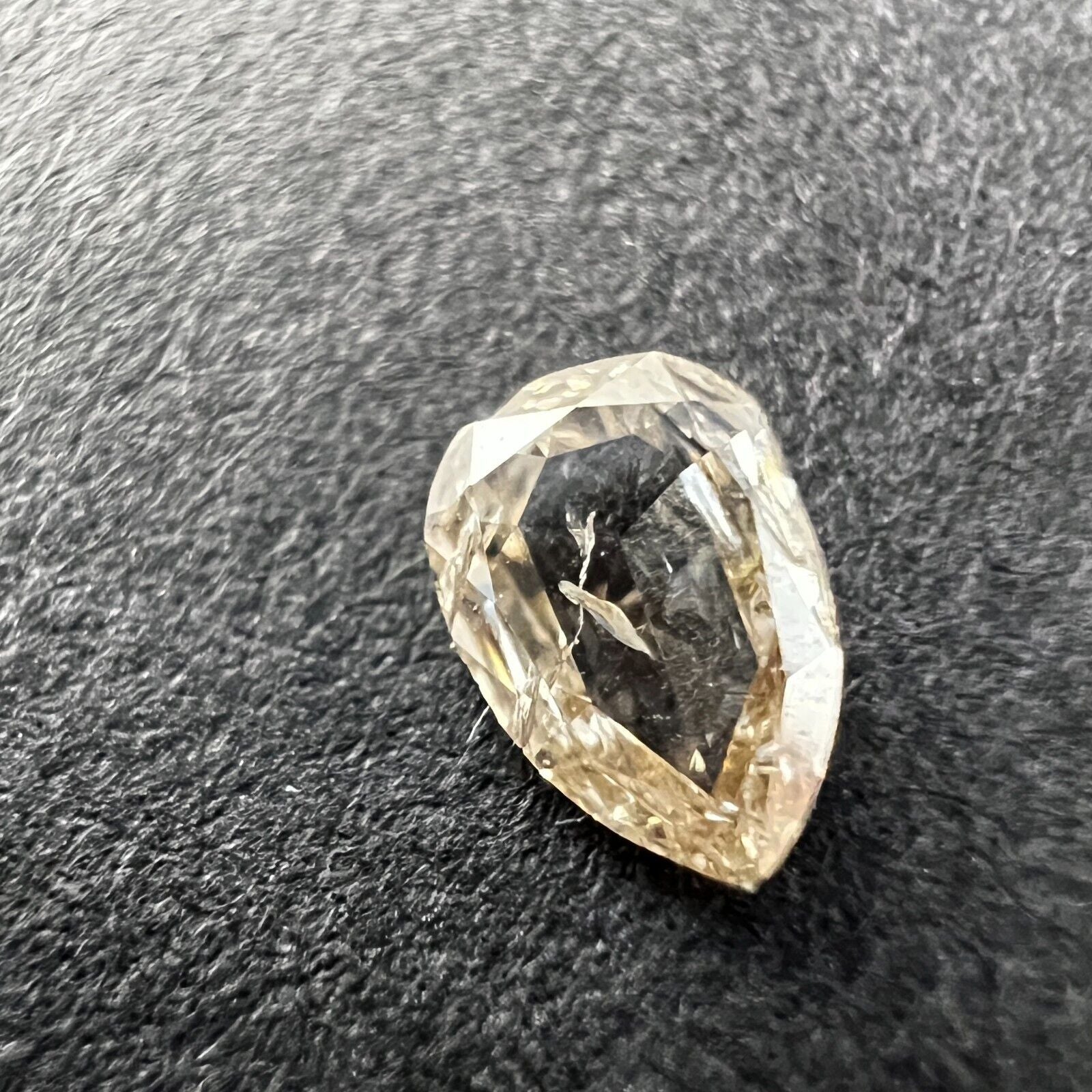  Diamant fancy Color VVS 0,25 Carat SIE BIETEN AUF EINEN DIAMANTEN 