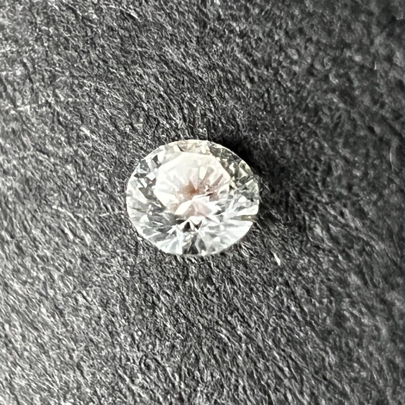 Loser Diamant Brillant 0,043Carat SIE BIETEN AUF EINEN DIAMANT 