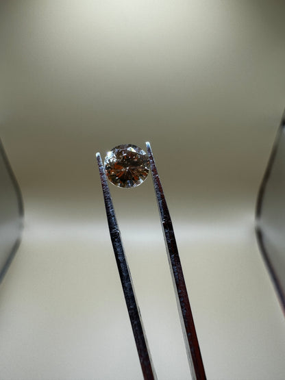 0.715 Carat Diamant Champagne Fancy