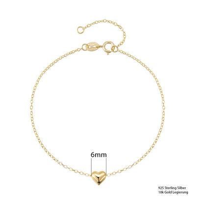 Minimalistisches Armband mit Herzanhänger