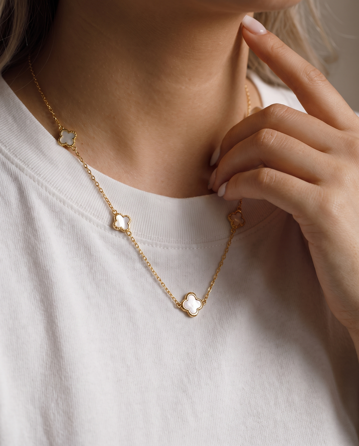 Kleeblatt Halskette mit Muscheln